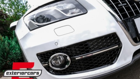 Bočne mrežice RS dizajn (crna/chrome) / Audi Q5 SUV 8R (2008-2011), 40980SET