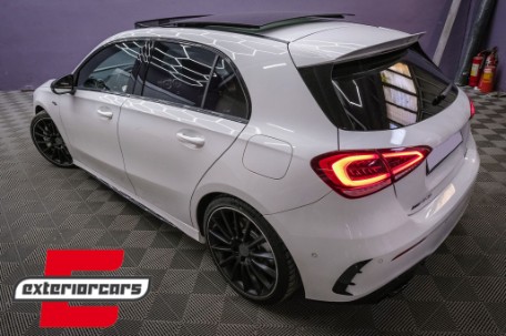 Bočni flapovi zadnjeg branika A35 AMG dizajn (piano crna) / Mercedes A-klasa W177 (04.2018-12.2022), GCP-1778001