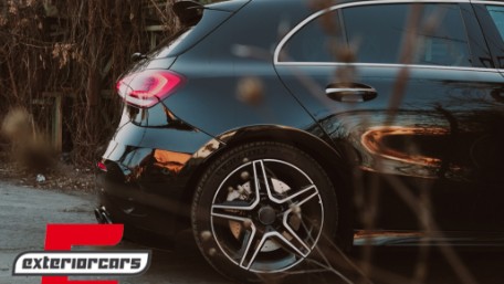 Bočni flapovi zadnjeg branika A35 AMG dizajn (piano crna) / Mercedes A-klasa W177 (04.2018-12.2022), GCP-1778001