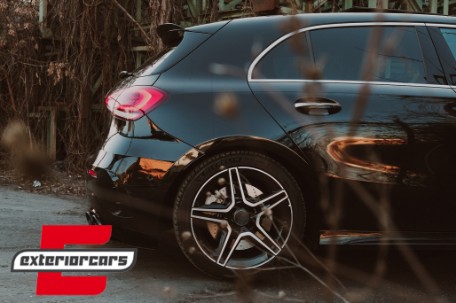 Bočni flapovi zadnjeg branika A35 AMG dizajn (piano crna) / Mercedes A-klasa W177 (04.2018-12.2022), GCP-1778001