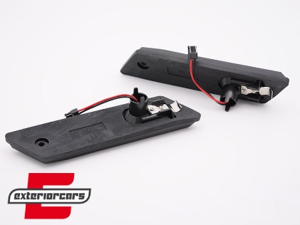 Bočni žmigavci LED SEQ (chrome) / BMW serije 3 E30 (1982-1994) serije 5 E28 (1981-1988) serije 6 E24 (1976-1989) serije 7 E23 (1977-1987), KBBM59