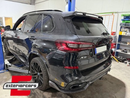 Bodykit Aero Black Knight dizajn (carbon look) / BMW X5 G05 (2018-2022), CBBMG05MPAEROCF