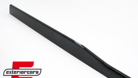 Bodykit Aero Black Knight dizajn (piano crna) / BMW serije 7 G70 M paket (2022-), CBBMG70MPAEROB