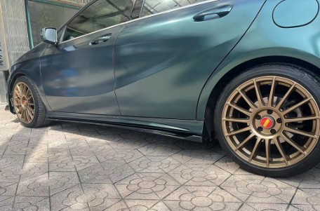 Bodykit AERO dizajn (piano crna) / Mercedes A-klasa W176 Sport Line (2015-2018), CBMBW176EX