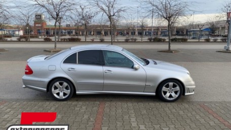 Bodykit E63 AMG dizajn (PDC) / Mercedes E-klasa W211 (2002-2009), COCBMBW211AMGFR