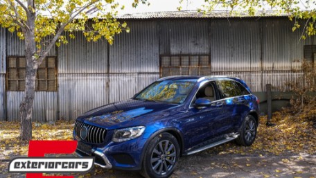 Bodykit GLC63 AMG dizajn & bočne stepenice / Mercedes GLC SUV X253 (2015-07.2019), COCBMBGLCX253RR