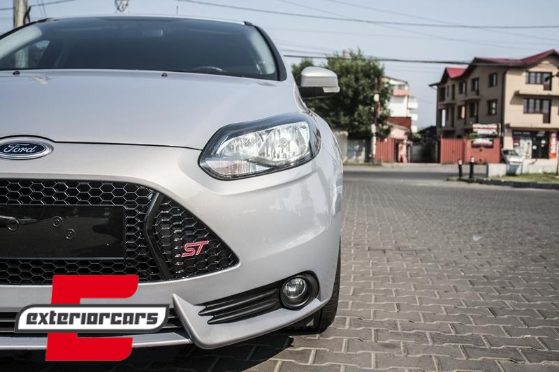 Bodykit ST dizajn / Ford Focus MK3 5 vrata Hatchback (2011-2014), CBFFST