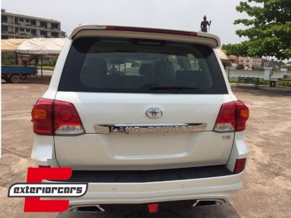 Bodykit V8 dizajn / TOYOTA Land Cruiser V8 FJ200 (2015-2021), CBTOLCFJ200