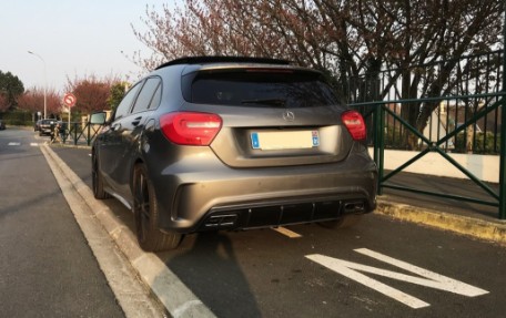 Difuzor zraka A45 AMG Facelift dizajn (Carbon) / MERCEDES A-klasa W176 (2013-2018), RDMBW176FFCF