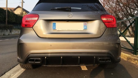 Difuzor zraka A45 AMG Facelift dizajn (Carbon) / MERCEDES A-klasa W176 (2013-2018), RDMBW176FFCF
