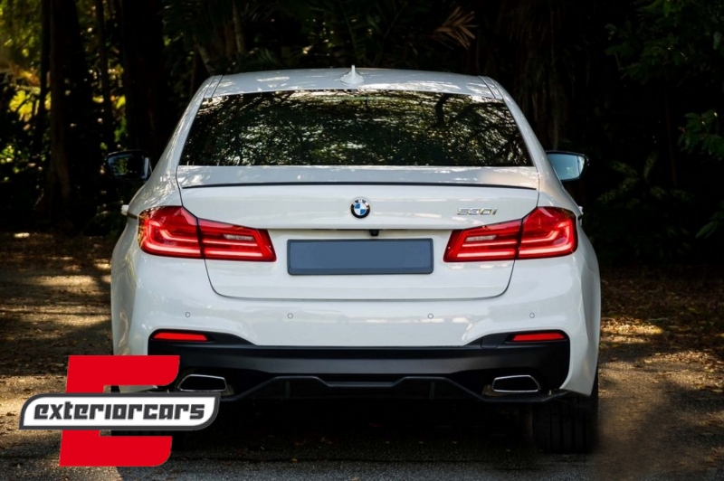 Difuzor zraka M-Performance dizajn (piano crna) / BMW serije 5 G30 G31 limuzina karavan (2017-2024), 5111337JOM