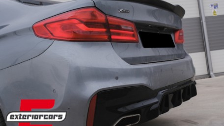 Difuzor zraka M5 dizajn (piano crna) / BMW serije 5 G30 G31 limuzina karavan (2017-2024), 5111352JOM