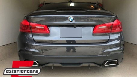 Difuzor zraka & nastavci auspuha 540 M-Performance dizajn (carbon look) / BMW serije 5 G30 G31 (2017-2024), RDBMG30MPCF