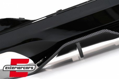 Difuzor zraka & nastavci auspuha 540 M-Performance dizajn (carbon look) / BMW serije 5 G30 G31 (2017-2024), RDBMG30MPCF