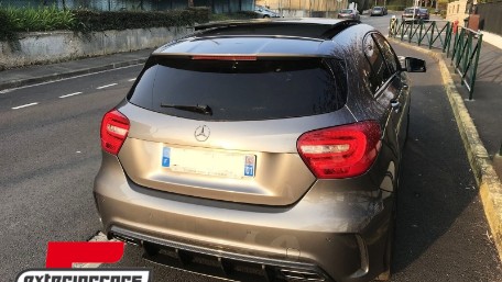Difuzor zraka & nastavci auspuha A45 AMG dizajn (Carbon look) / Mercedes A-klasa W176 (2013-2018), CORDMBW176FCFA45C