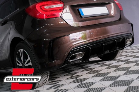 Difuzor zraka & nastavci auspuha A45 AMG dizajn / Mercedes A-klasa W176 (2012-2018), CORDMBW176FA45