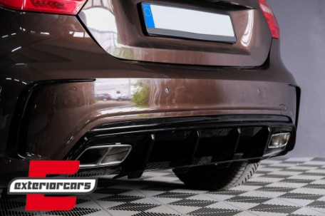 Difuzor zraka & nastavci auspuha A45 AMG dizajn / Mercedes A-klasa W176 (2012-2018), CORDMBW176FA45