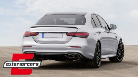 Difuzor zraka & nastavci auspuha E63 AMG dizajn (chrome) / Mercedes E-klasa W213 Facelift limuzina (2020-2023), RDMBW213FAMG