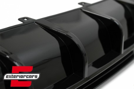 Difuzor zraka & nastavci auspuha RS6 dizajn (piano crna) / Audi A6 C8 4K limuzina karavan (2018-2022), RDAUA64KRS6B