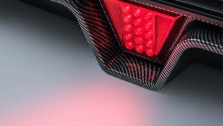 Difuzor zraka sa F1 LED svjetlom / BMW serije 5 G30 G31 limuzina karavan (2017-2024), RDBMG30M5DDS