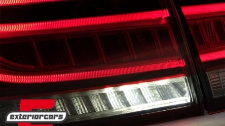 Full LED LightBar stražnja svjetla (crvena/kristal) / Mercedes ML klasa W166 (2011-2015), LDMEC4