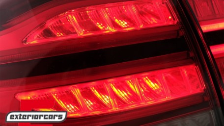 Full LED LightBar stražnja svjetla (crvena/kristal) / Mercedes ML klasa W166 (2011-2015), LDMEC4