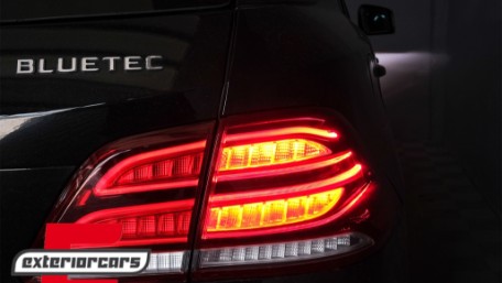Full LED LightBar stražnja svjetla (crvena/kristal) / Mercedes ML klasa W166 (2011-2015), LDMEC4