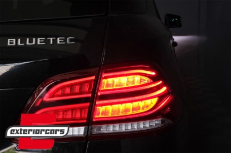 Full LED LightBar stražnja svjetla (crvena/kristal) / Mercedes ML klasa W166 (2011-2015), LDMEC4