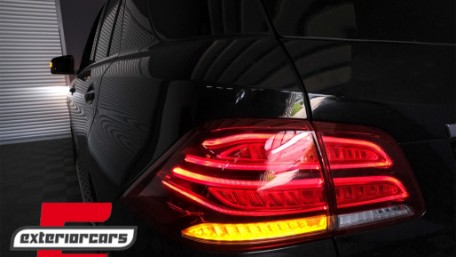 Full LED LightBar stražnja svjetla (crvena/kristal) / Mercedes ML klasa W166 (2011-2015), LDMEC4