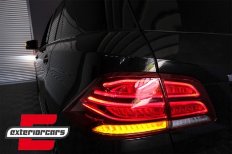 Full LED LightBar stražnja svjetla (crvena/kristal) / Mercedes ML klasa W166 (2011-2015), LDMEC4