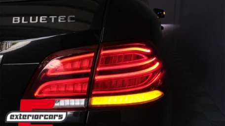 Full LED LightBar stražnja svjetla (crvena/kristal) / Mercedes ML klasa W166 (2011-2015), LDMEC4