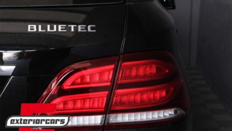 Full LED LightBar stražnja svjetla (crvena/kristal) / Mercedes ML klasa W166 (2011-2015), LDMEC4