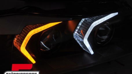 Full LED prednja svjetla (crna) / BMW serije 3 E90 limuzina E91 karavan (03.2005-08.2008), LPBMR0