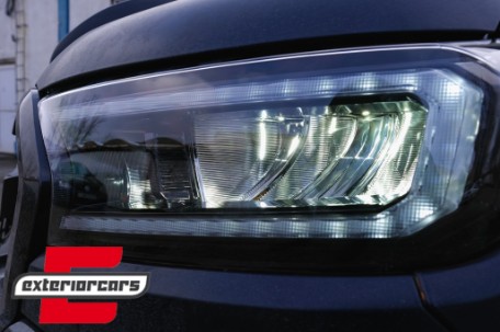 Full LED prednja svjetla LightBar SEQ žmigavci (crna) / Ford Ranger (2015-2022), LPFO93