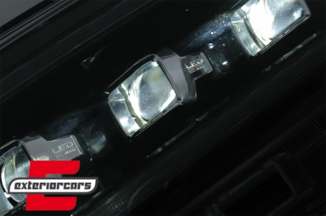 Full LED prednja svjetla LightBar SEQ žmigavci (crna) / Ford Ranger (2015-2022), LPFO94