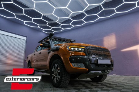 Full LED prednja svjetla LightBar SEQ žmigavci (crna) / Ford Ranger (2015-2022), LPFO94
