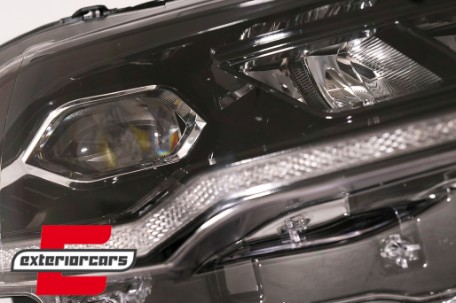 Full LED prednja svjetla SEQ žmigavci (crna) / Ford Mustang VI Facelift (2018-2023), LPFO97