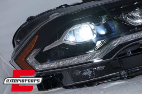 Full LED prednja svjetla SEQ žmigavci (crna) / Ford Mustang VI Facelift (2018-2023), LPFO97