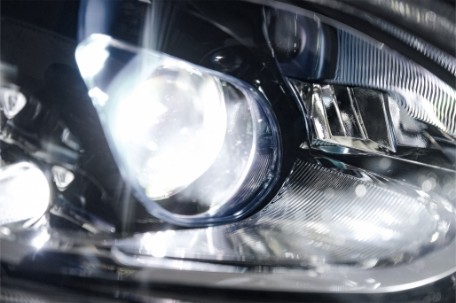 Full LED prednja svjetla SEQ žmigavci (crna) / Mercedes V-klasa Vito W447 (2014-2023), LPMEF0