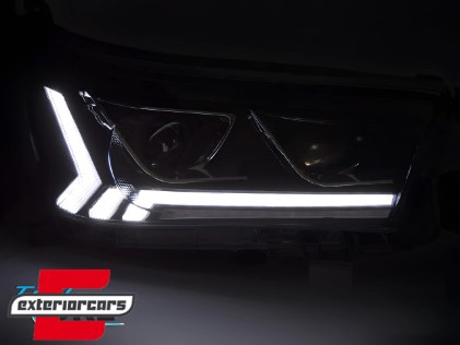 Full LED prednja svjetla SEQ žmigavci (crna) / Toyota Hilux (2016-07.2020), LPTO39