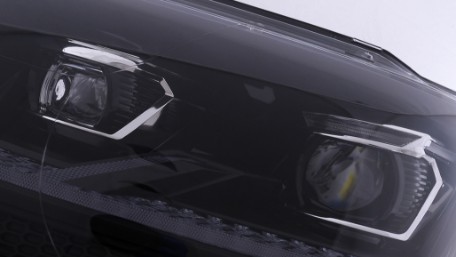 Full LED prednja svjetla SEQ žmigavci (crna/chrome) / VW Transporter Caravelle Multivan T5.1 Facelift (2010-2015), LPVX31
