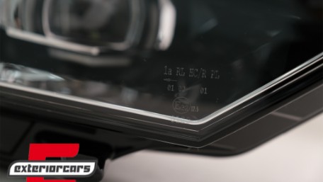 Full LED prednja svjetla SEQ žmigavci Facelift 2020 look / VW Passat B8 3G (2014-2019), LPVX14