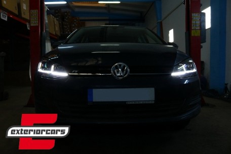 Full LED prednja svjetla SEQ žmigavci Facelift G7.5 R line look / VW Golf 7 VII (2012-2017), LPVWZ1