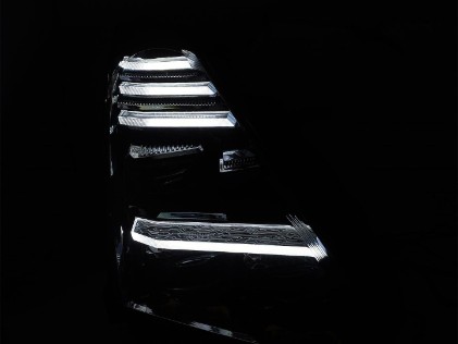 Full LED prednja svjetla SEQ žmigavci / Nissan GT-R (2008-2023), LPNI11