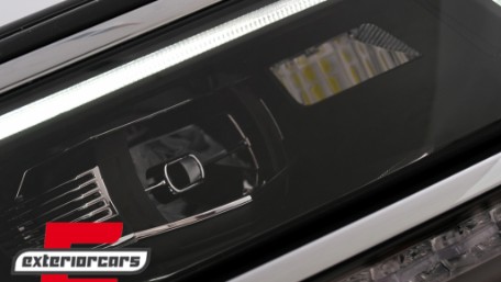 Full LED prednja svjetla SEQ žmigavci R-line Matrix dizajn / VW Tiguan II Mk2 (2016-2019), LPVX24