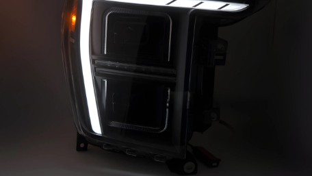 Full LED prednja svjetla SEQ žmigavci TubeLight dizajn (crna) / FORD F150 Mk14 (2020-2023), LPFOC2