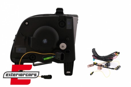 Full LED prednji farovi SEQ žmigavci (crna) / Ford Mustang V (2004-2009), HLFOMUFLED