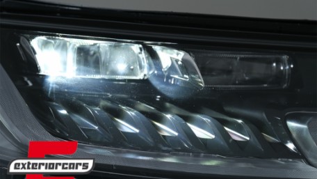 Full LED prednji farovi SEQ žmigavci pretvorba u 2018 model Matrix look / Range Rover Sport L494 (2013-2017), HLRRSL494FL