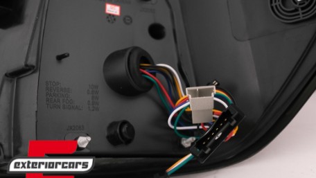 Full LED stražnja svjetla (crvena/smoke) / Mercedes ML klasa W164 (2005-2008), LDMEB4