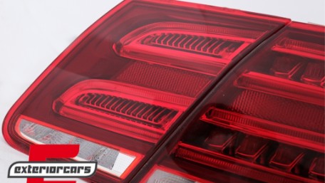 Full LED stražnja svjetla LED SEQ žmigavci (crvena/kristal) / Mercedes E-klasa W212 Facelift (2013-2016), LDMEB3